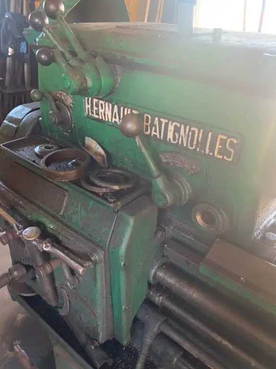 Forage et réparation de pompes à eau dans les villages isolés