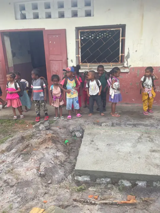 Accès à l’eau pour les élèves grâce à la récupération de pluie à Ambinanibé, Toliara